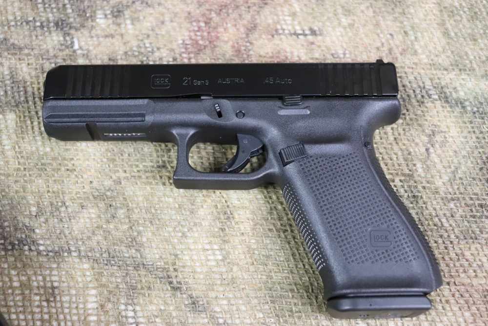 Glock 21 MOS 45 acp gen 5 4.5" 3 mags NIB penny start-img-21