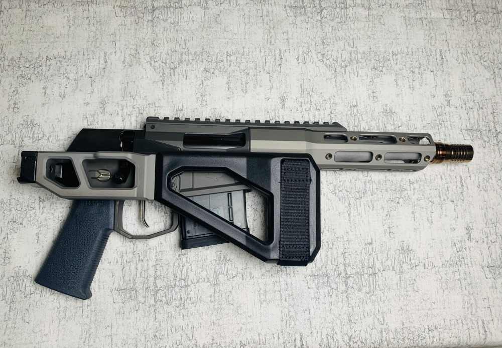 NEW Q Mini Fix 300 AAC Blackout 8" Barrel w / Brace *LOWEST PRICE ON GB* -img-1
