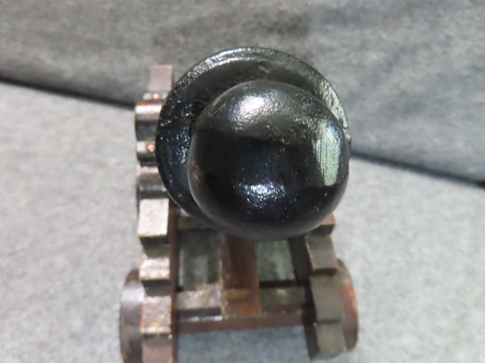 ANTIQUE CAST IRON .75 CALIBER CANNON MARKED "JULY 4th 1897" ON BARREL-img-9