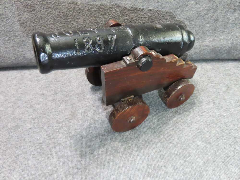 ANTIQUE CAST IRON .75 CALIBER CANNON MARKED "JULY 4th 1897" ON BARREL-img-12