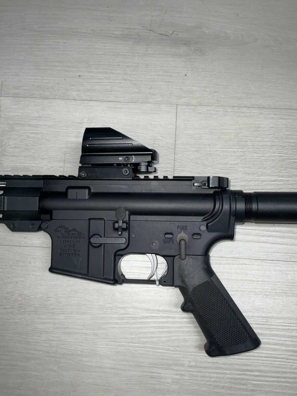 Rifle AR-15 MULTIPLE CALIBER WITH RED DOT OPTI-img-1