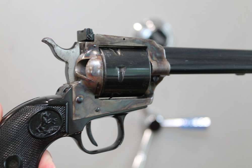 1975 colt new frontier 7.5" 22 magnum single action-img-2