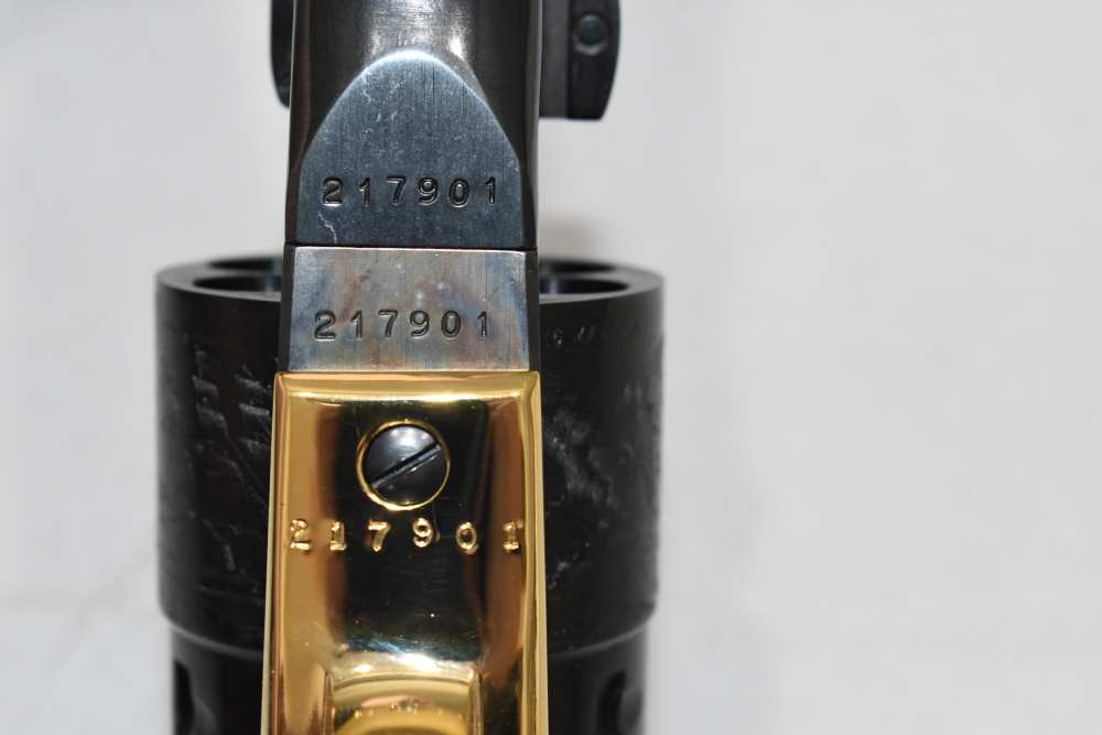 Colt Signature Series Model 1860 Army Percussion Revolver 44 Cal W Box READ-img-21