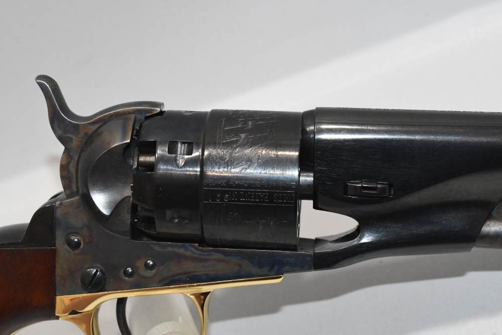 Colt Signature Series Model 1860 Army Percussion Revolver 44 Cal W Box READ-img-4