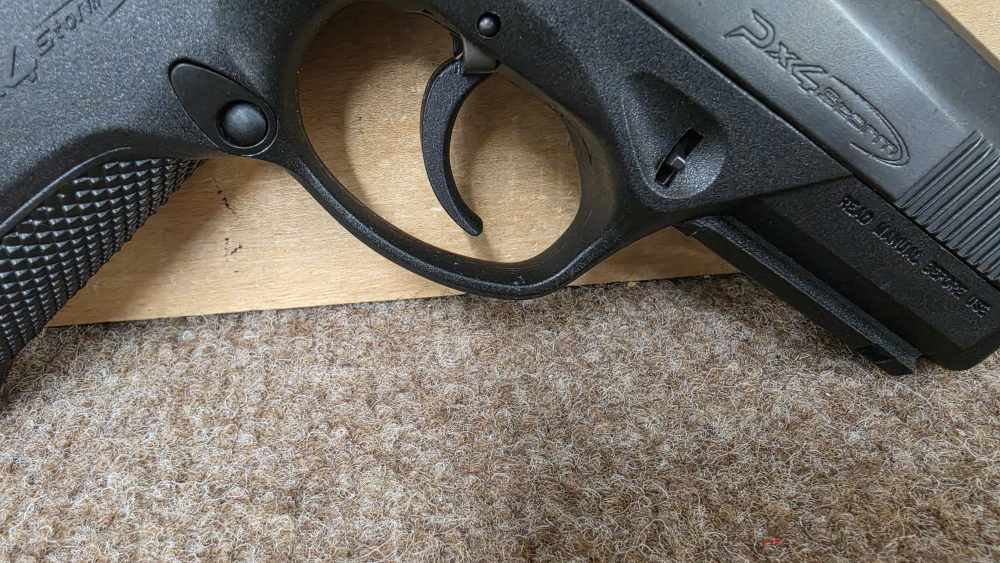 Beretta PX4 Storm 45 acp Semi Auto Pistol Black Hard Case Two Mags-img-10