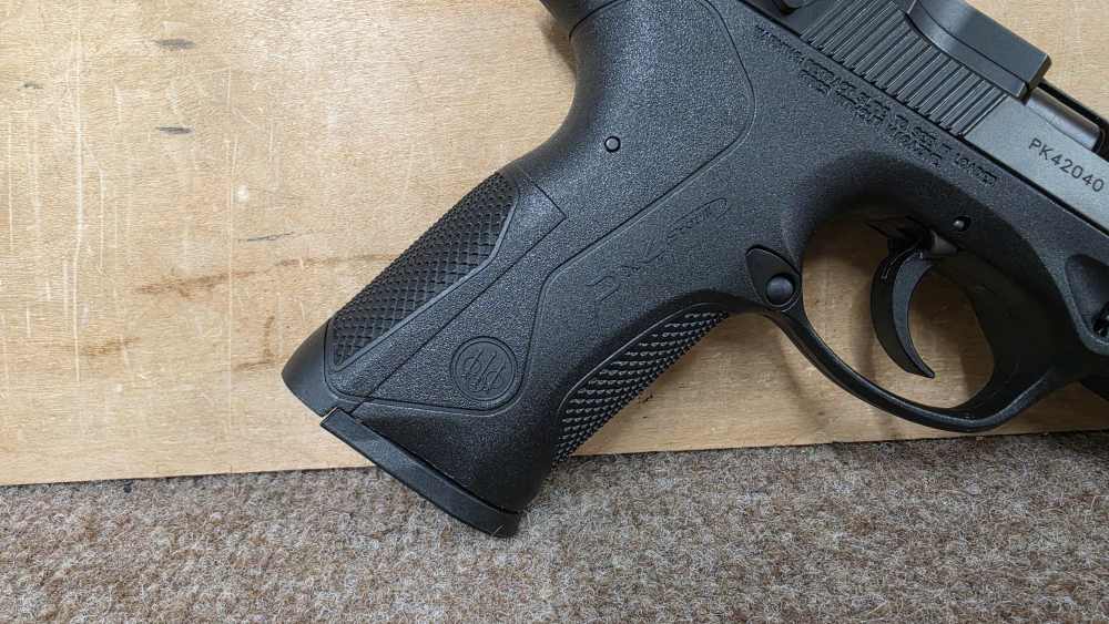 Beretta PX4 Storm 45 acp Semi Auto Pistol Black Hard Case Two Mags-img-2