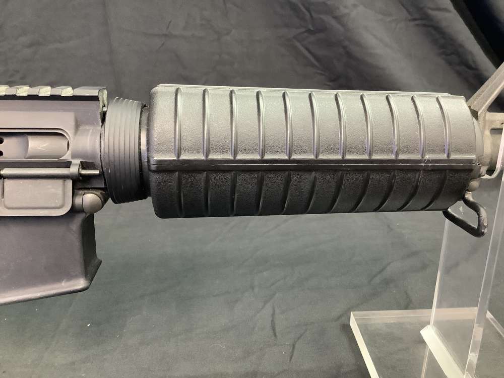 Colt M4 Carbine 5.56mm no mag-img-4