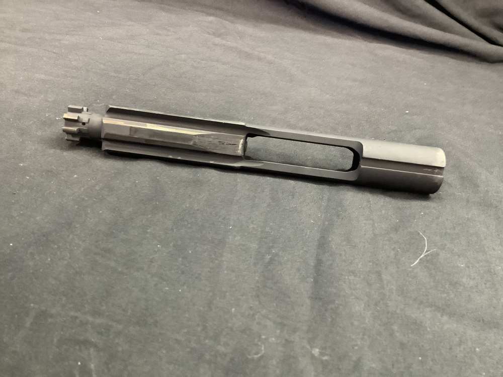 Colt M4 Carbine 5.56mm no mag-img-31