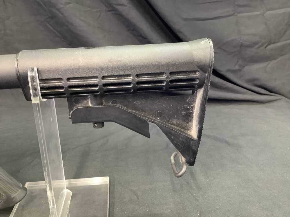 Colt M4 Carbine 5.56mm no mag-img-12