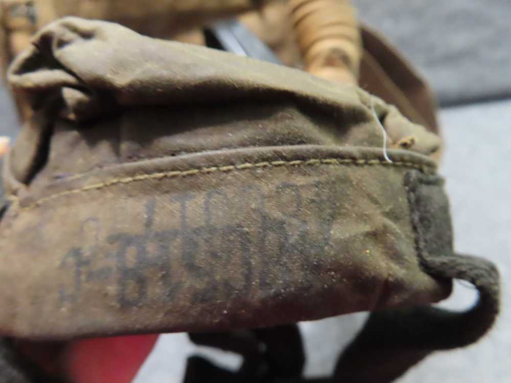 WWI US ARMY GAS MASK WITH CARRIER THAT HAS NAME AND UNIT ON THE FRONT-img-8