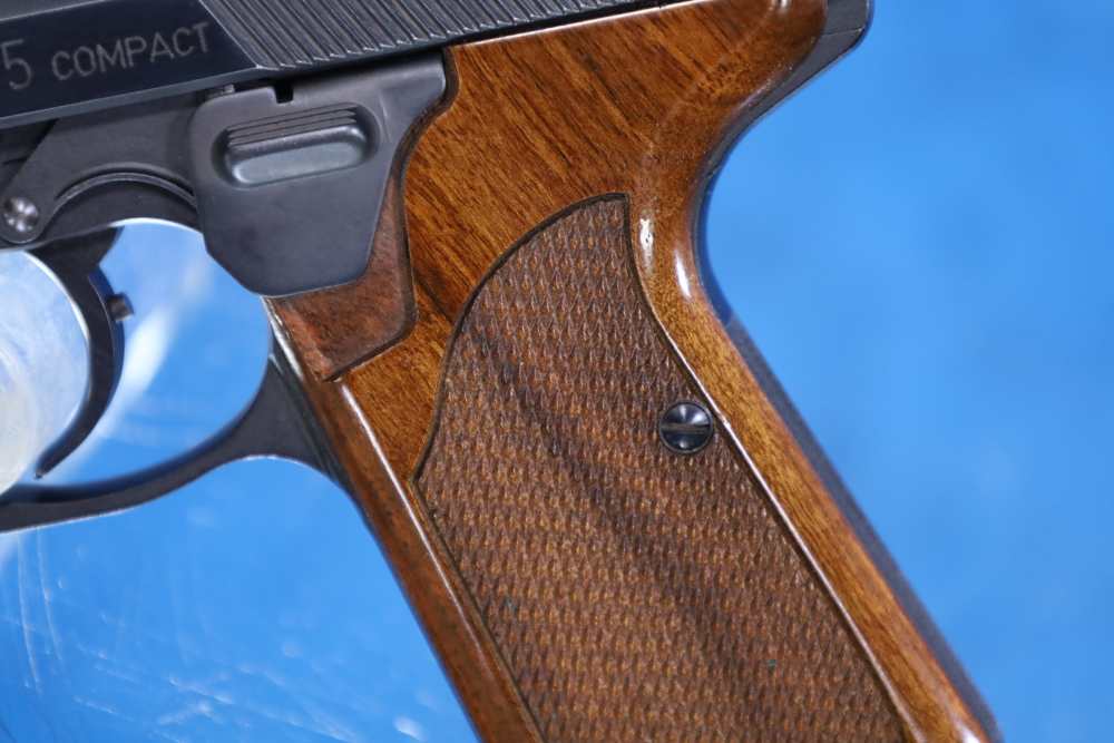 Early Production Walther P5 Compact 9mm Made in Germany Rare Heel Release-img-4