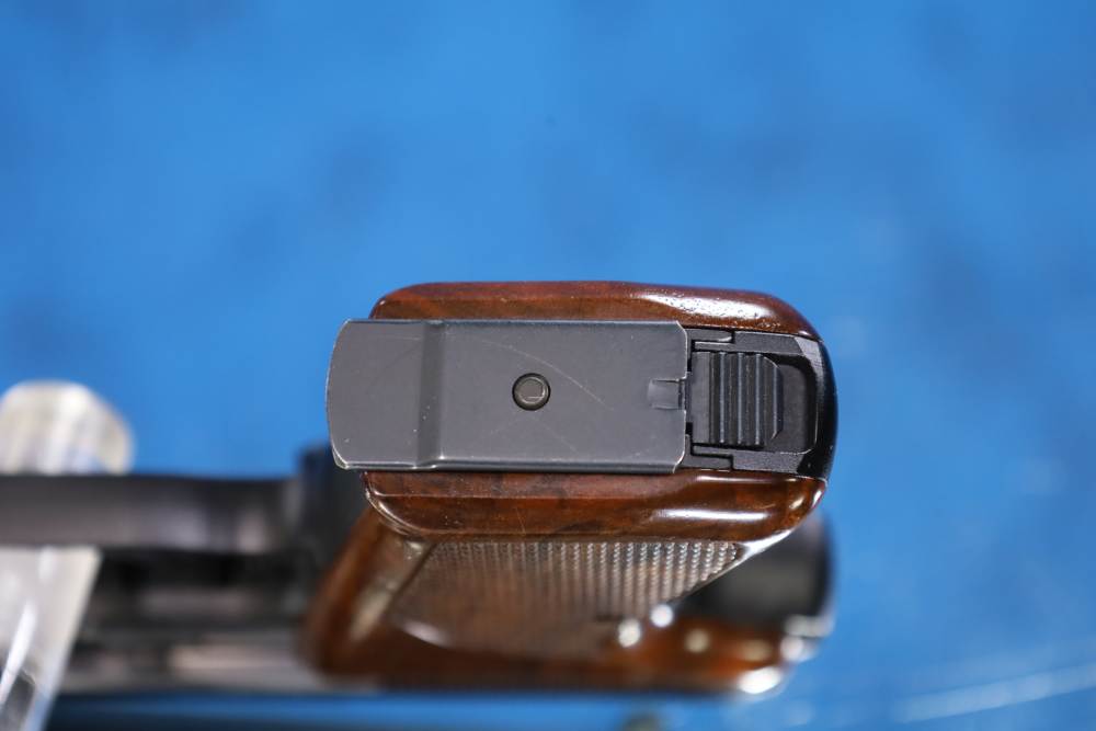 Early Production Walther P5 Compact 9mm Made in Germany Rare Heel Release-img-19