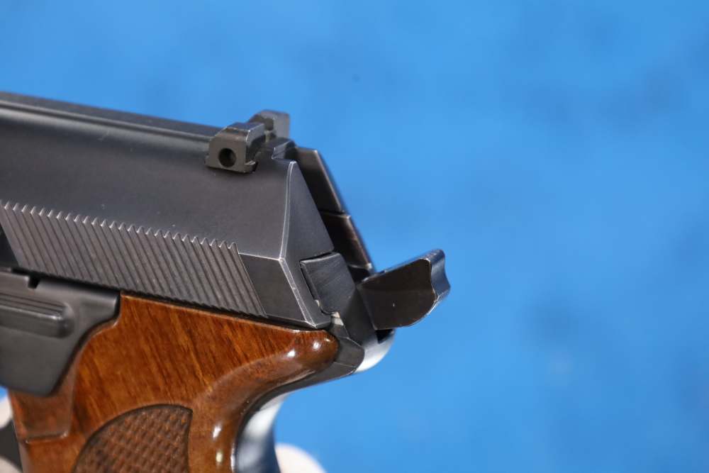 Early Production Walther P5 Compact 9mm Made in Germany Rare Heel Release-img-36