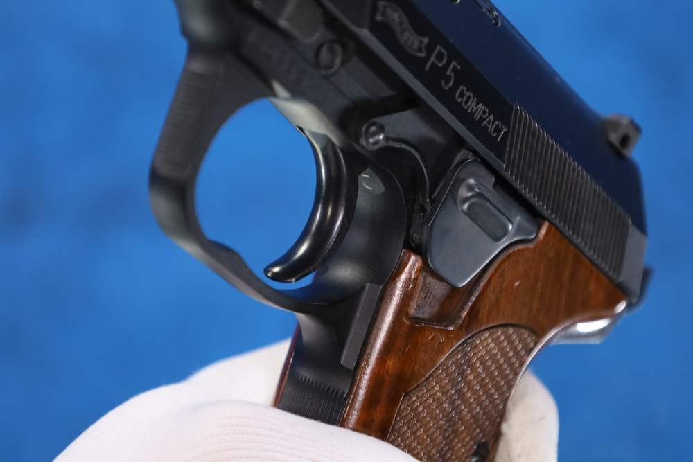 Early Production Walther P5 Compact 9mm Made in Germany Rare Heel Release-img-30