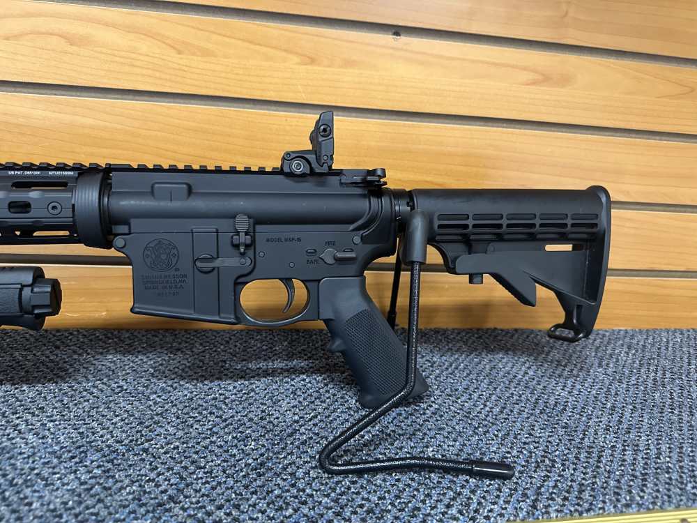 SMITH & WESSON M&P 15 5.56 NATO 16" -img-2