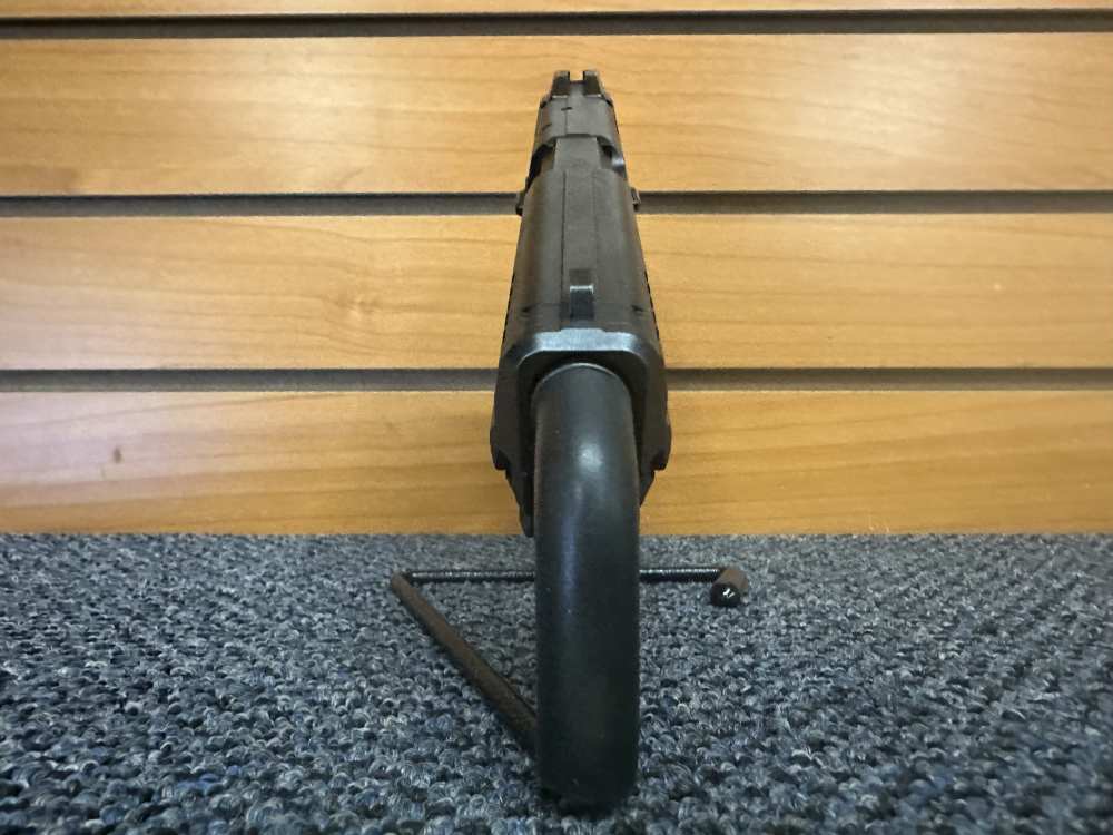 Heckler & Koch P30L V1 .40 S&W 4.45" BRL w/ Case & Mag-img-4