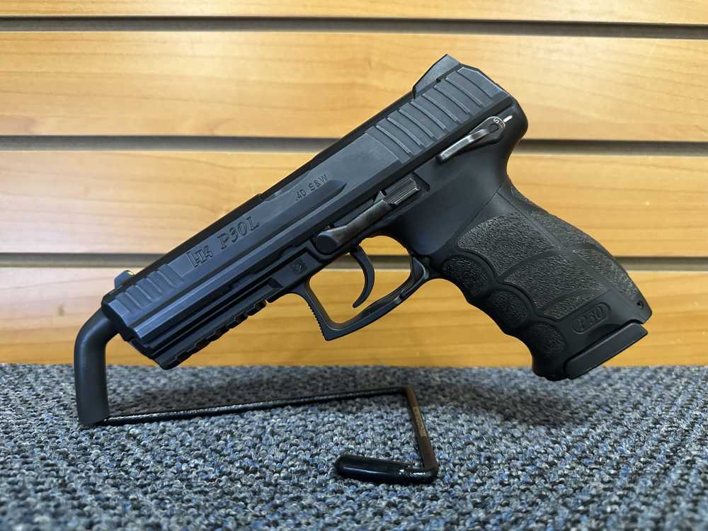 Heckler & Koch P30L V1 .40 S&W 4.45" BRL w/ Case & Mag-img-1