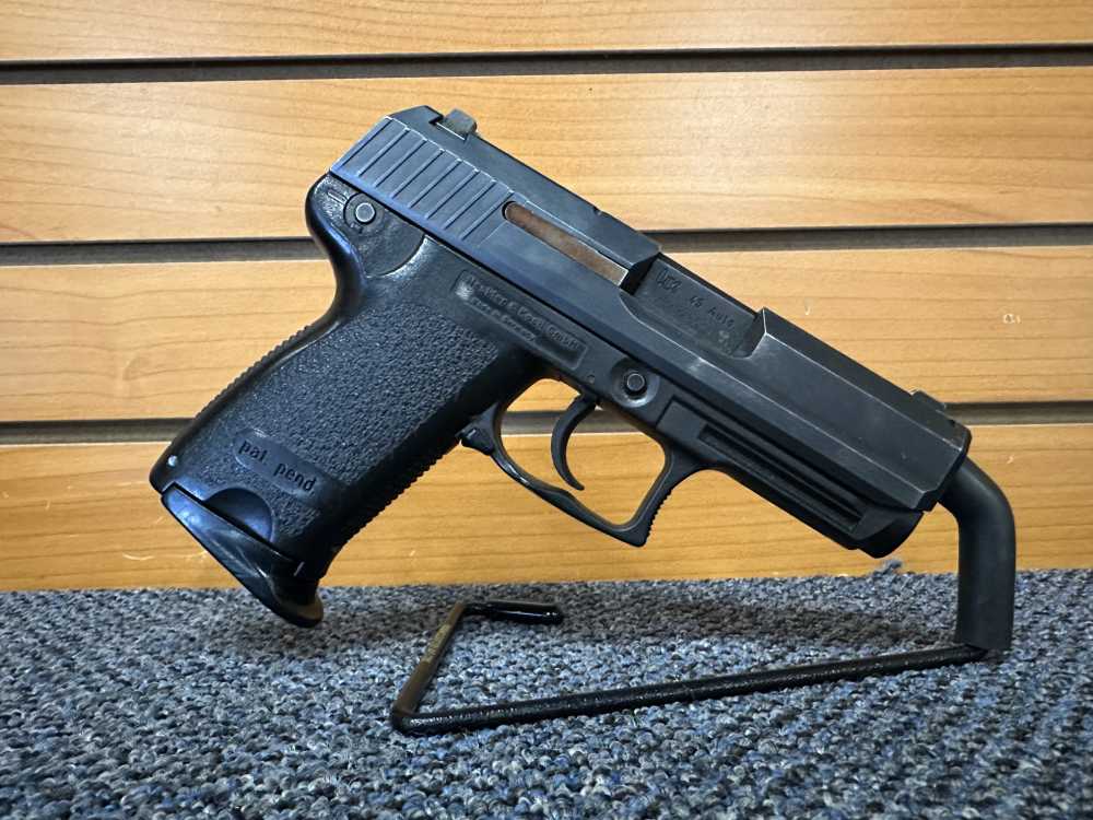 Heckler & Koch USP45 Compact 3.78" Barrel w/ Case & 2 (8) Rd Mags-img-3