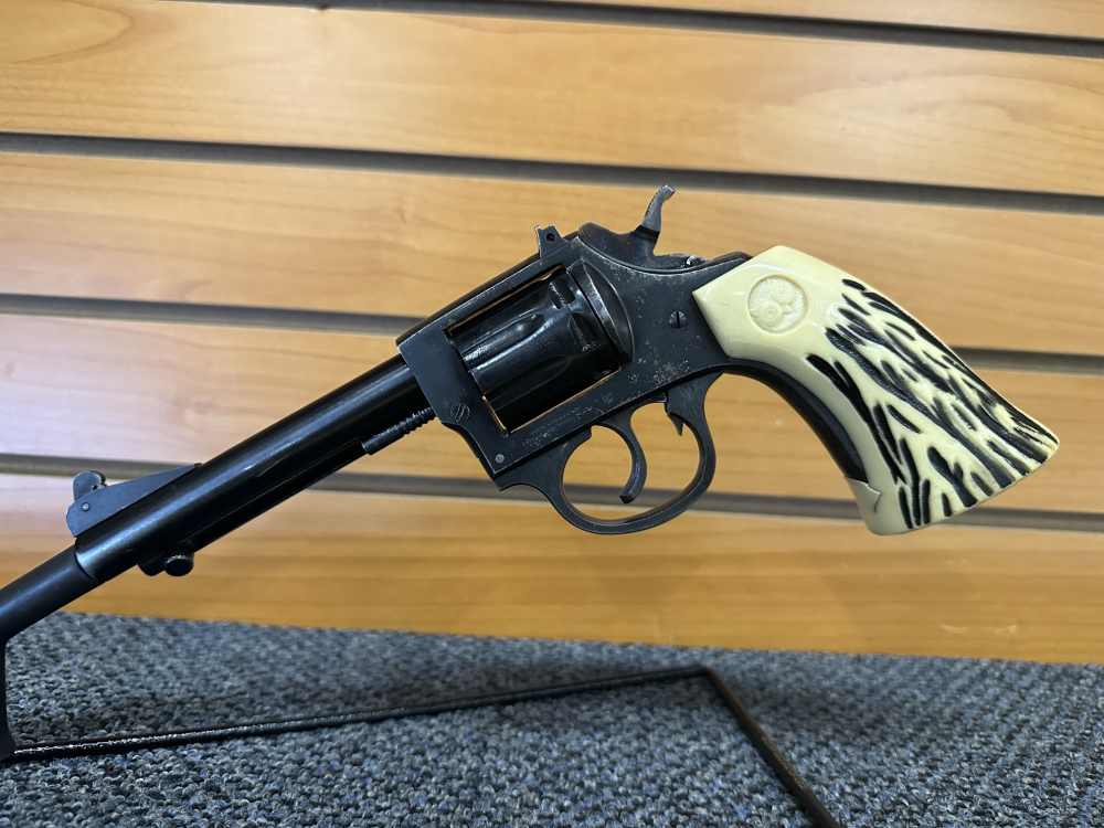 Iver Johnson 50A Sidewinder .22 Mag 8-Shot Revolver-img-0
