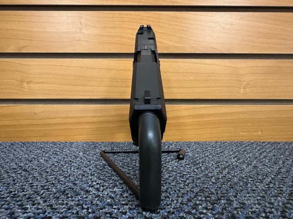 AREX Delta M 9x19 4" Barrel w/ 2 Mags & Case-img-4