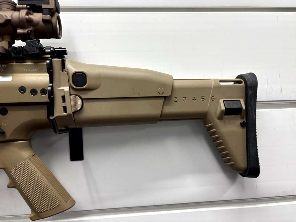 FN SCAR with Trijicon ACOG and Trijicon red dot, rails and brake VG Cond.-img-17