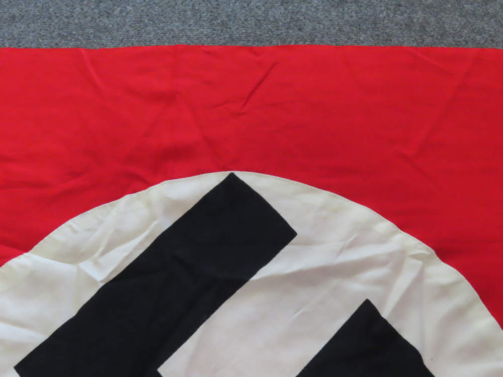 WWII GERMAN VEHICLE FLAG WITH GROMMETS IN ALL 4 CORNERS-img-4