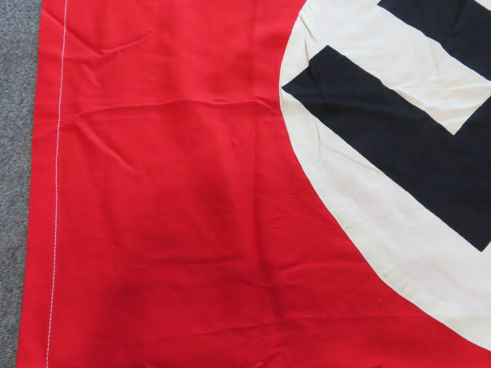 WWII GERMAN VEHICLE FLAG WITH GROMMETS IN ALL 4 CORNERS-img-2