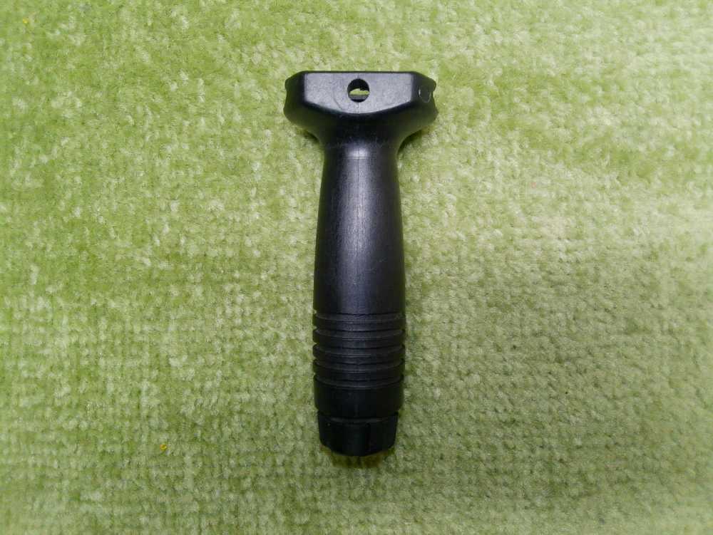 Knight's Armament Co KAC Vertical Forward Grip for 1913 Pic Rail-img-1