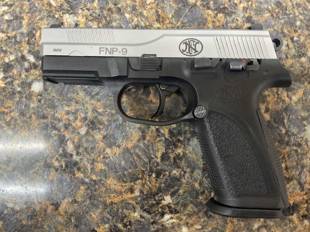 FNH USA FNP-9 With One mag (100492)-img-6