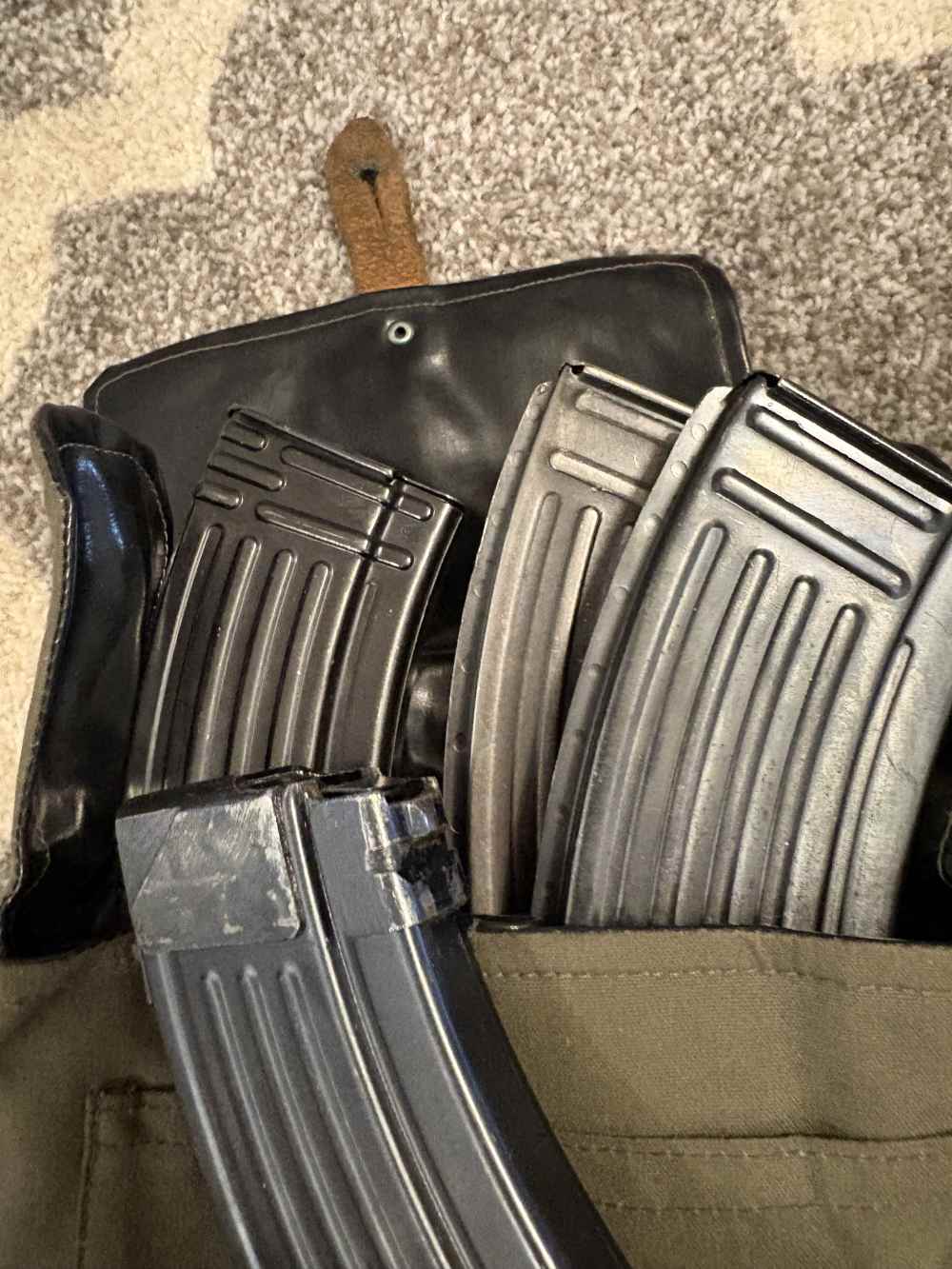 8x lot of Yugoslavian AK-47 Military Surplus mags w/ pouches 7.62x39-img-3