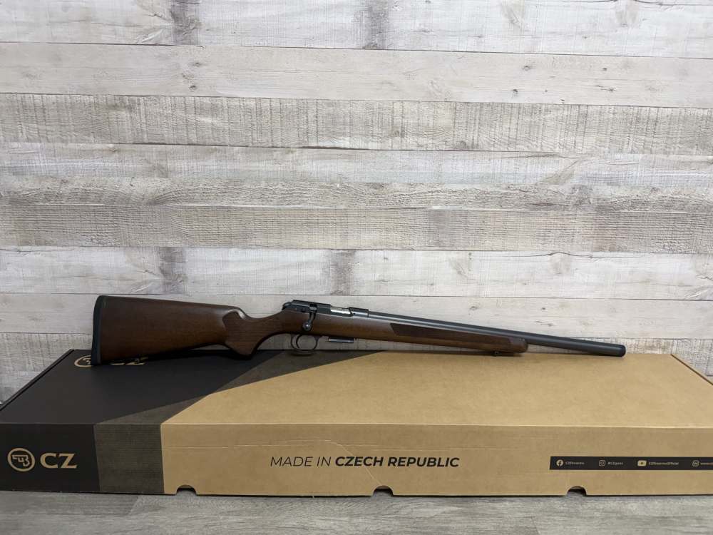 CZ 457 VARMINT 17 HMR 20.5" THREADED BARREL RARE BRAND NEW 02408-img-0