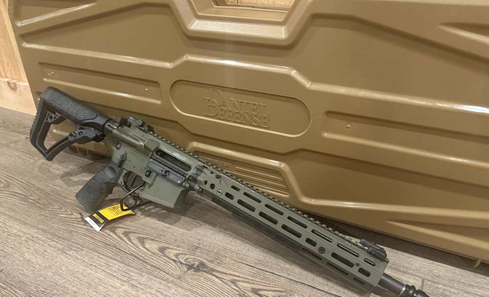 Rare Exclusive Daniel Defense DDM4 M4A1 5.56 Magpul RIII Rail OD Green!-img-2