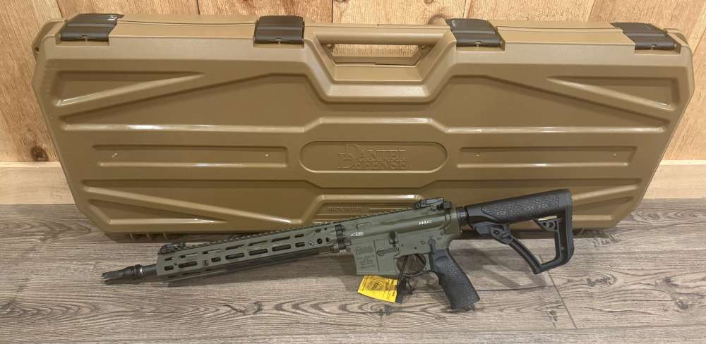Rare Exclusive Daniel Defense DDM4 M4A1 5.56 Magpul RIII Rail OD Green!-img-1