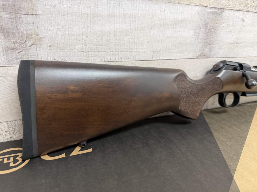 CZ 457 VARMINT 17 HMR 20.5" HEAVY BARREL WALNUT STOCK 02342 NEW-img-1