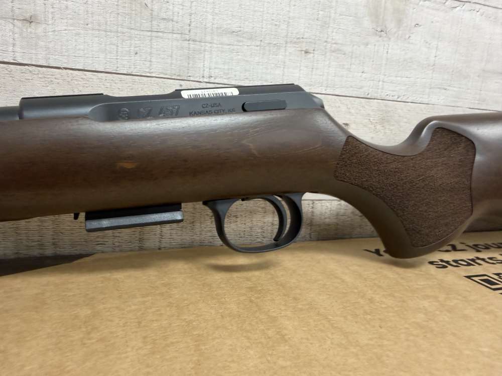 CZ 457 VARMINT 17 HMR 20.5" HEAVY BARREL WALNUT STOCK 02342 NEW-img-7