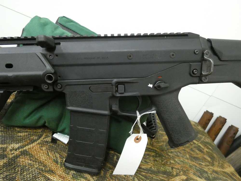 Rare Bushmaster ACR 5.56 NATO 16in -img-8