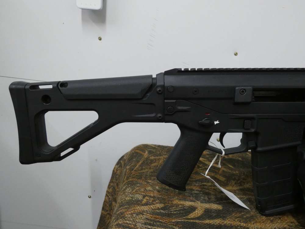 Rare Bushmaster ACR 5.56 NATO 16in -img-5