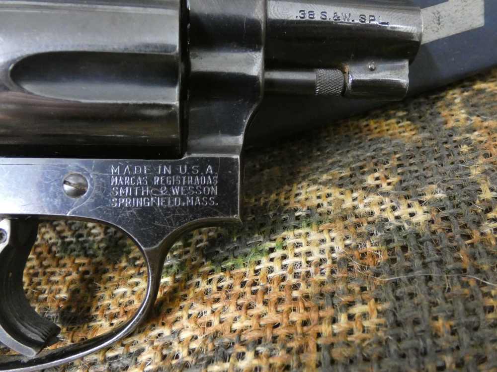 Smith & Wesson Model 36 38 spcl w/orignal box and cleaning kit-img-9