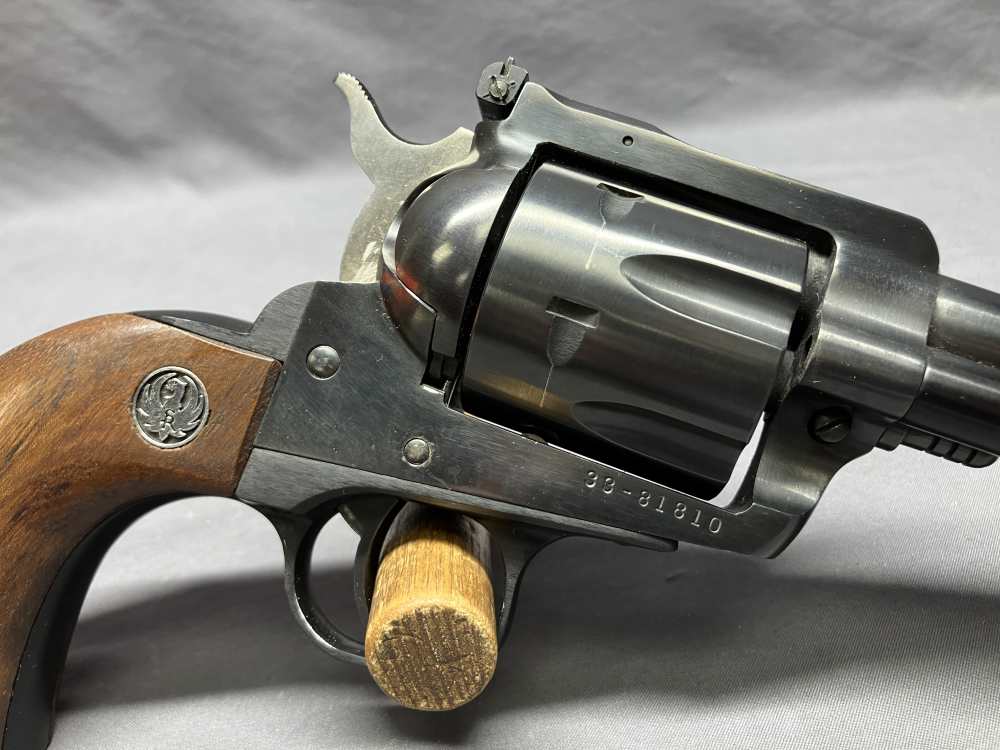 Ruger New Model Blackhawk - .357 Mag w/ Extra 9mm Cylinder - 6.5" Barrel-img-13