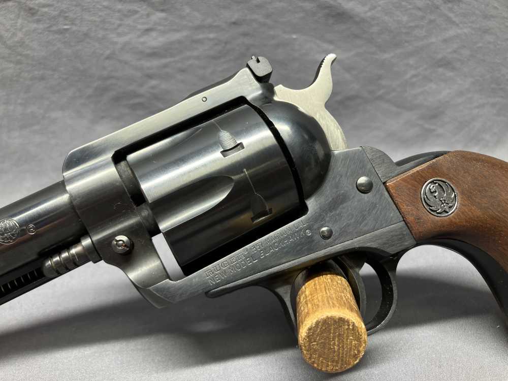Ruger New Model Blackhawk - .357 Mag w/ Extra 9mm Cylinder - 6.5" Barrel-img-4