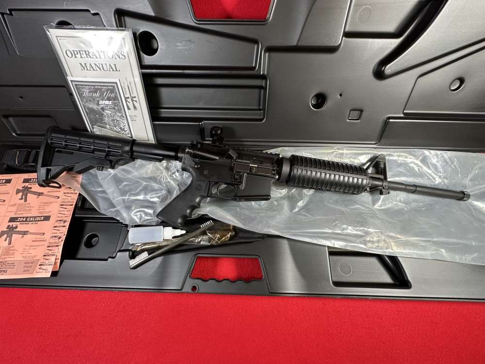 DPMS Panther Arms AR15 AR A-15 16" 223-5.56mm Rifle in Case MINT-img-5