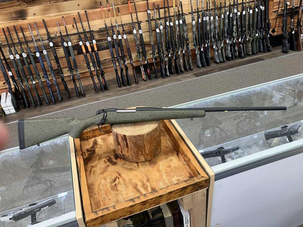 Bergara B-14 Hunter Rifle - 300 Win Mag - 24" - 3+1 - Black/Speckled Green-img-0