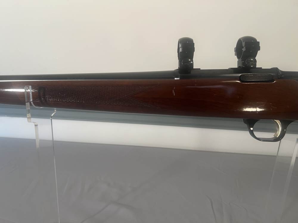 Browning Vintage ABolt 22 Magnum  -img-2