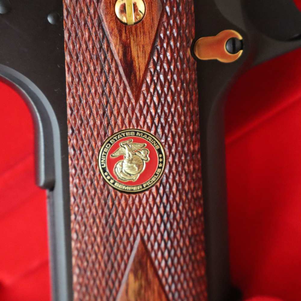 AMERICA REMEMBERS COLT 1911 MARINE DEVIL DOG 45 ACP LIKE NEW-img-11
