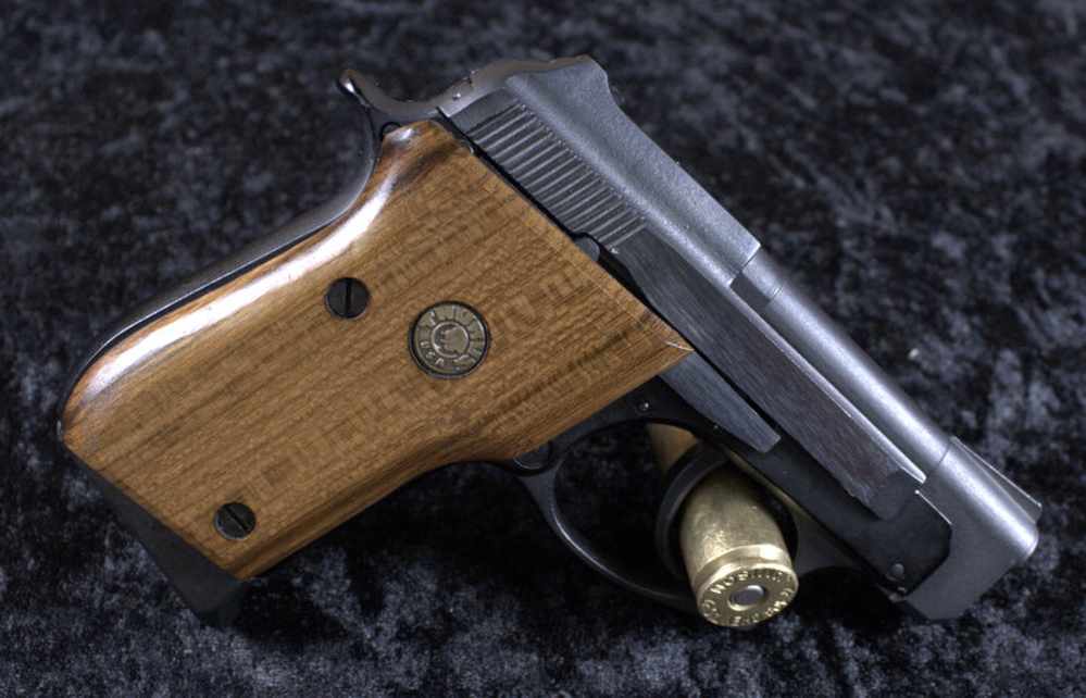 PENNY AUCTION!! Splendid Taurus PT-22 in .22LR *OEM BOX*-img-4