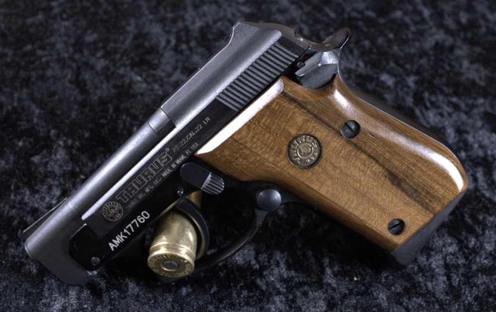 PENNY AUCTION!! Splendid Taurus PT-22 in .22LR *OEM BOX*-img-1
