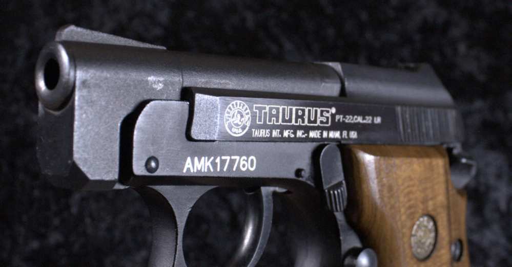 PENNY AUCTION!! Splendid Taurus PT-22 in .22LR *OEM BOX*-img-8