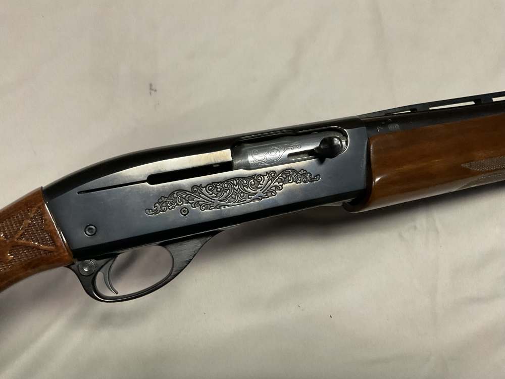 Remington model 1100 LT-20 Youth 20ga W21 inch barrel-img-2