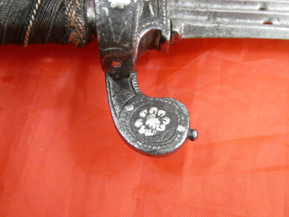 ANTIQUE 16 / 17 CENTURY EUROPEAN PARRYING DAGGER SILVER ENCRUSTATION sword-img-13