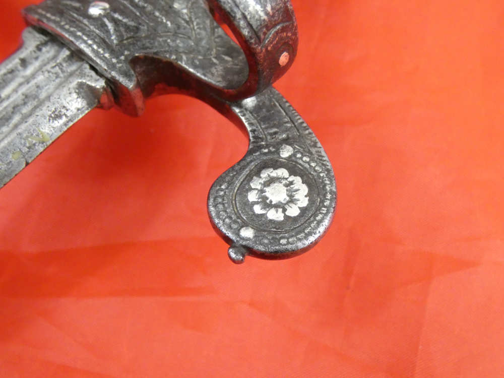 ANTIQUE 16 / 17 CENTURY EUROPEAN PARRYING DAGGER SILVER ENCRUSTATION sword-img-12